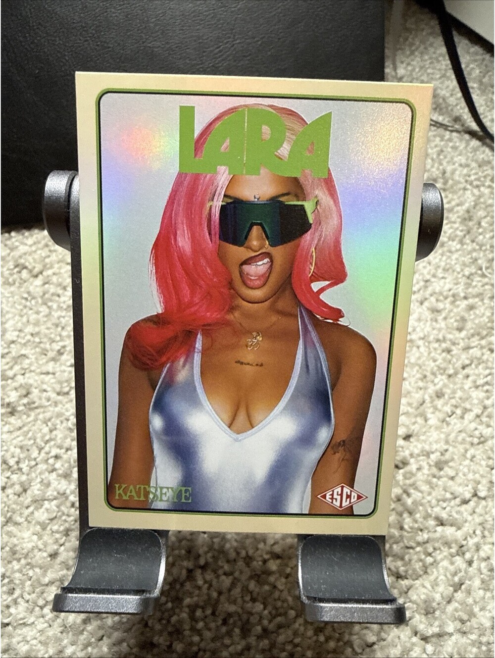 KATSEYE Lara 2026 Wild HYBE X GEFFEN ESCO Trading Card - 391/700